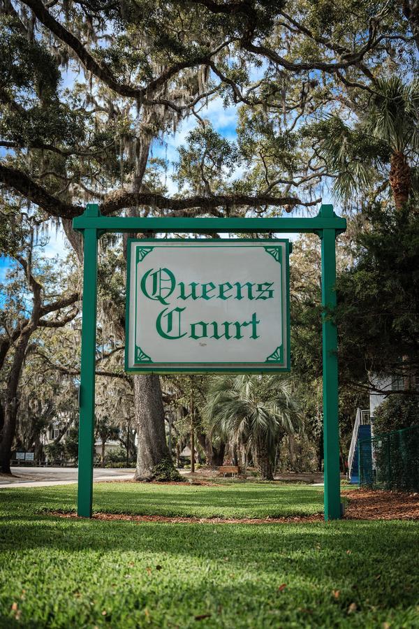 Queen'S Court Inn St. Simons Island Exterior foto